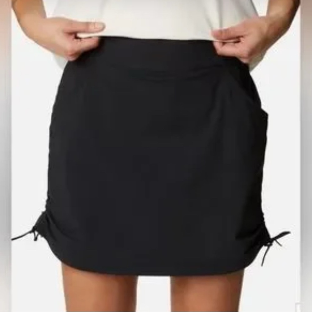 Columbia womens marina bay black skort size medium